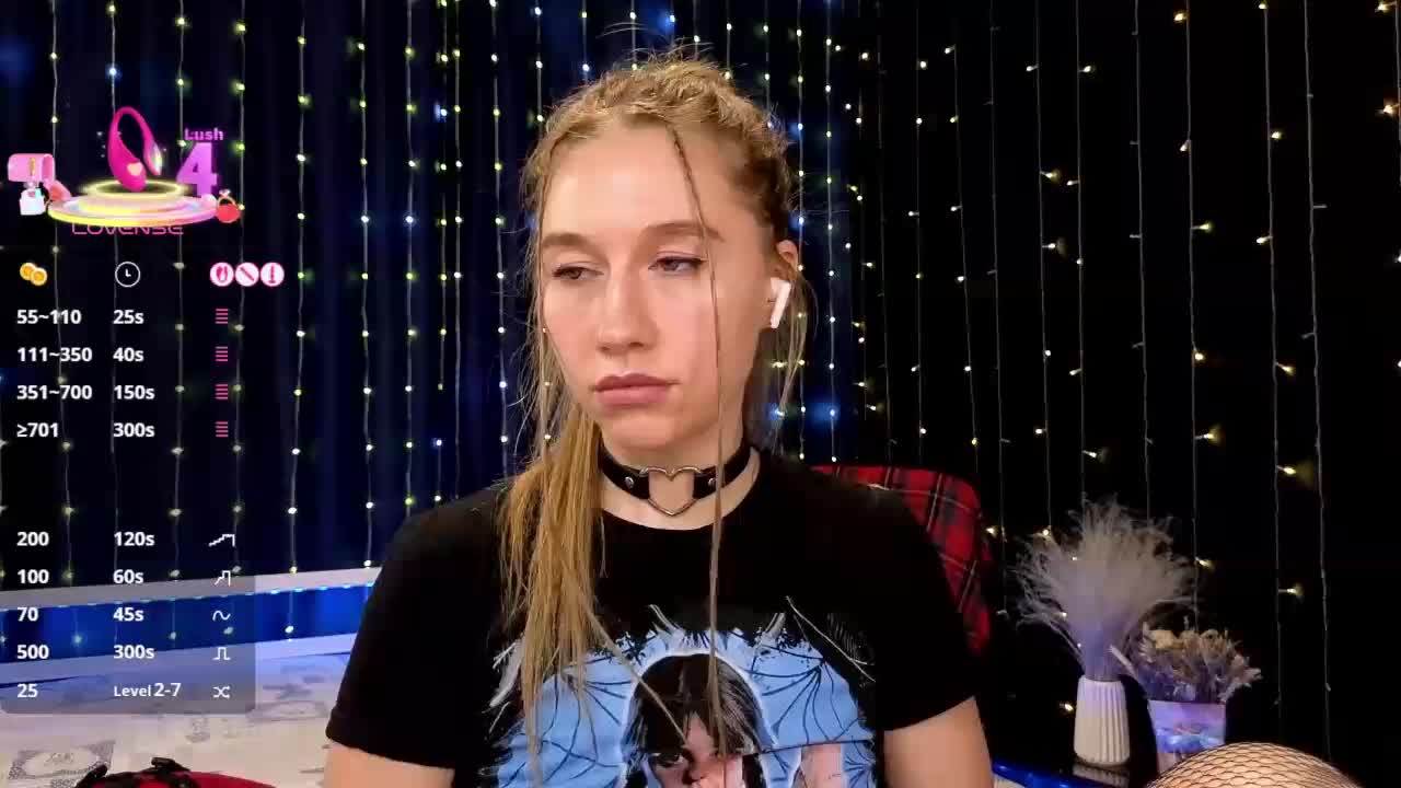 kiskaWEDNESDAY Adult Chat October 12, 2025