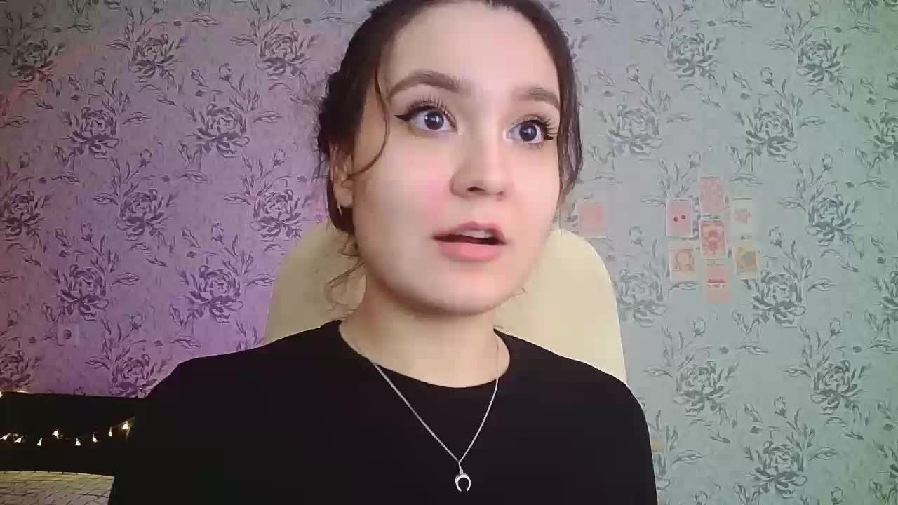 annie-fleur Adult Chat October 12, 2025