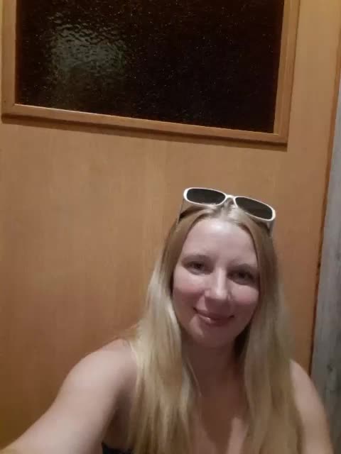 -nelya- Adult Chat October 12, 2025