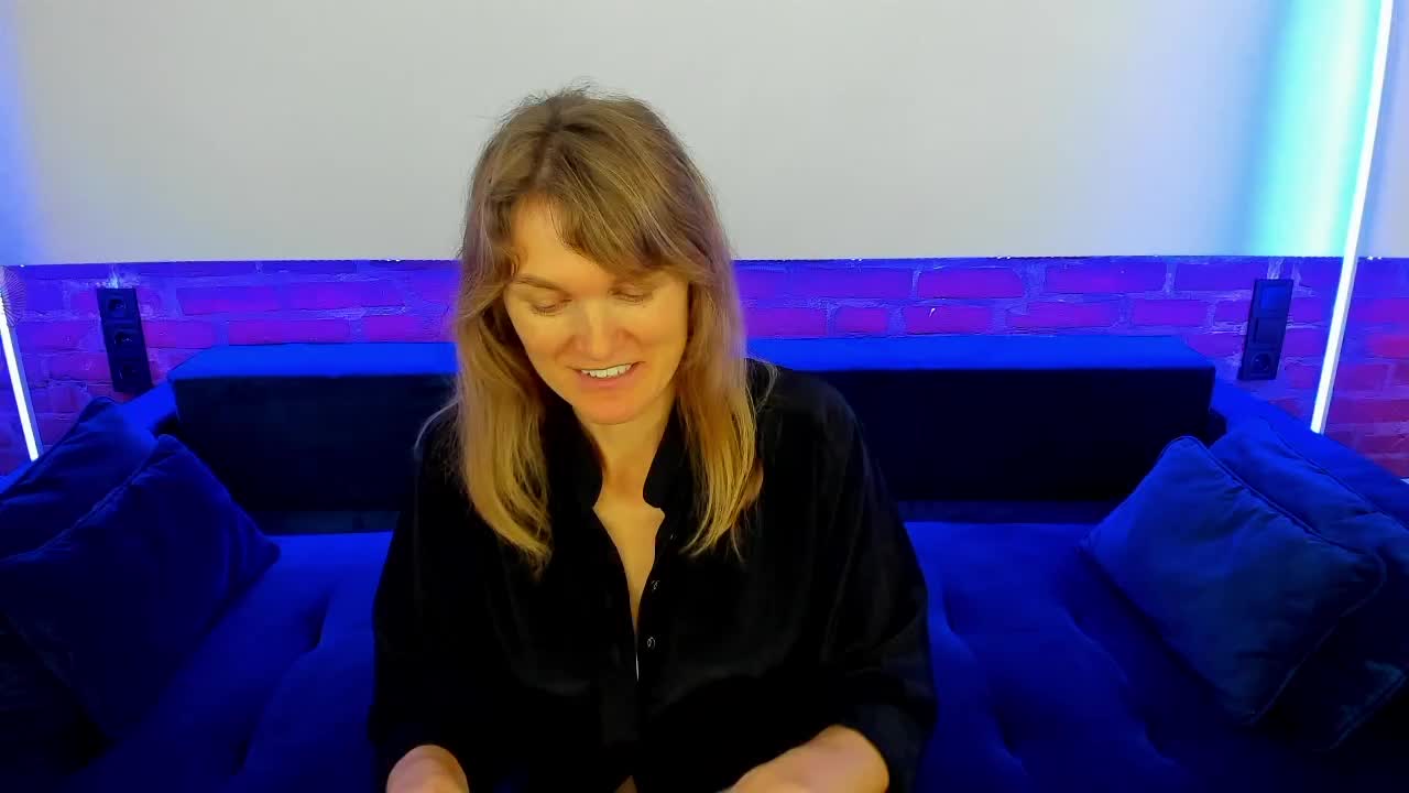 Annabel-xxx Adult Chat October 12, 2025