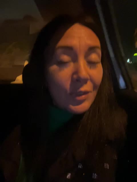 Karolina_Milf Adult Chat October 12, 2025