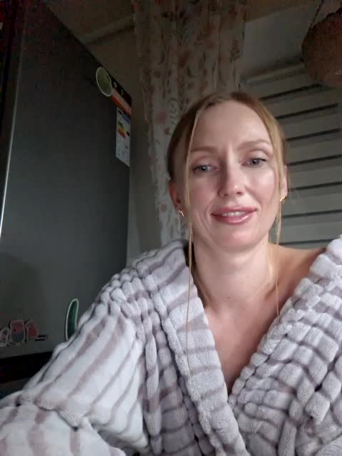 EvaXlove69 Adult Chat October 12, 2025