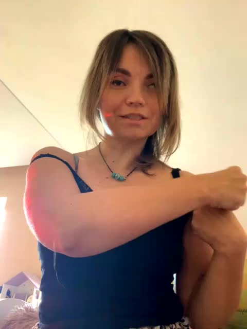 Ella-Pearlie Adult Chat October 12, 2025