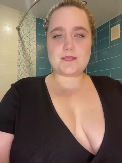 Liiinna Adult Chat October 12, 2025