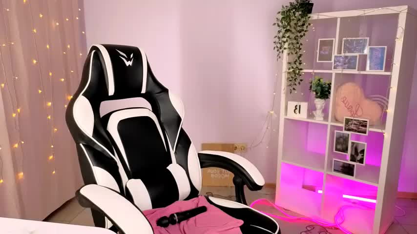 MelissaLovely_ Adult Chat October 13, 2025