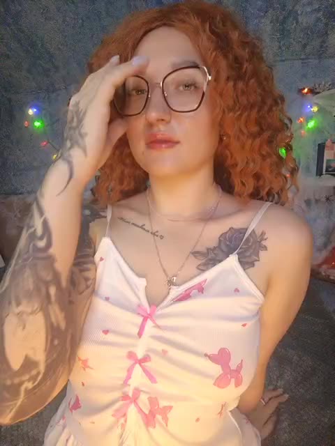 Mari_Gold Adult Chat October 12, 2025