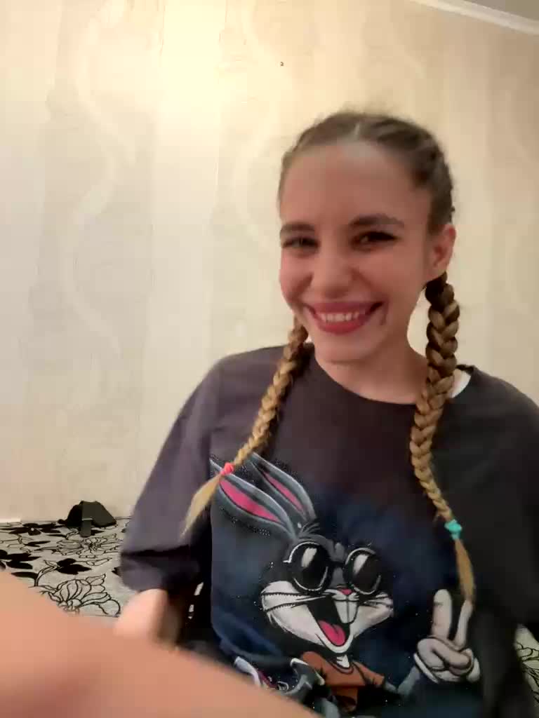 Buzzyd Adult Chat October 13, 2025