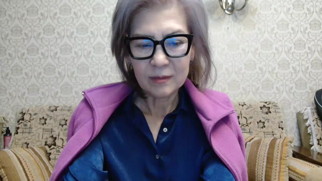 ElegantLady00 Adult Chat October 13, 2025