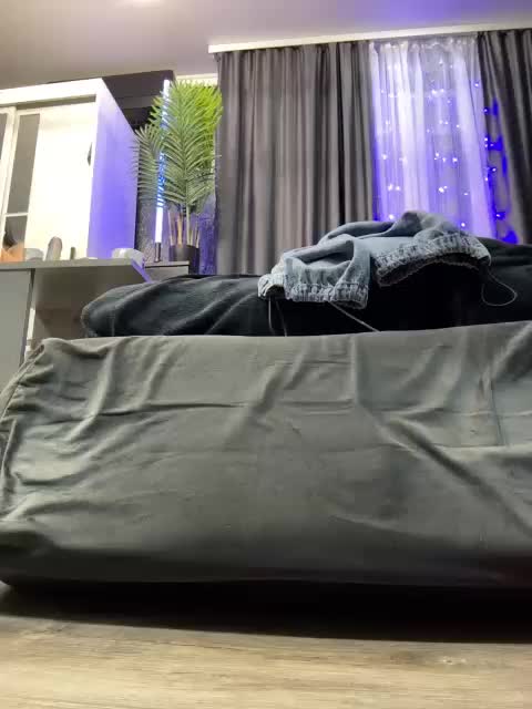 MagicMelody Adult Chat October 13, 2025