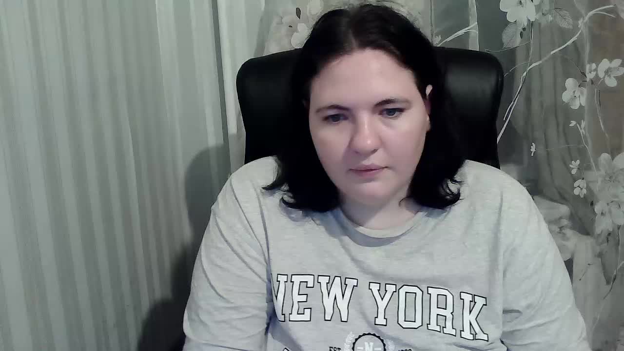 XLisaBlueX Adult Chat October 13, 2025