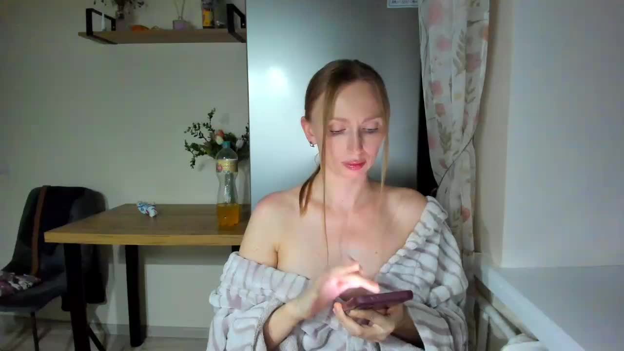EvaXlove69 Adult Chat October 13, 2025