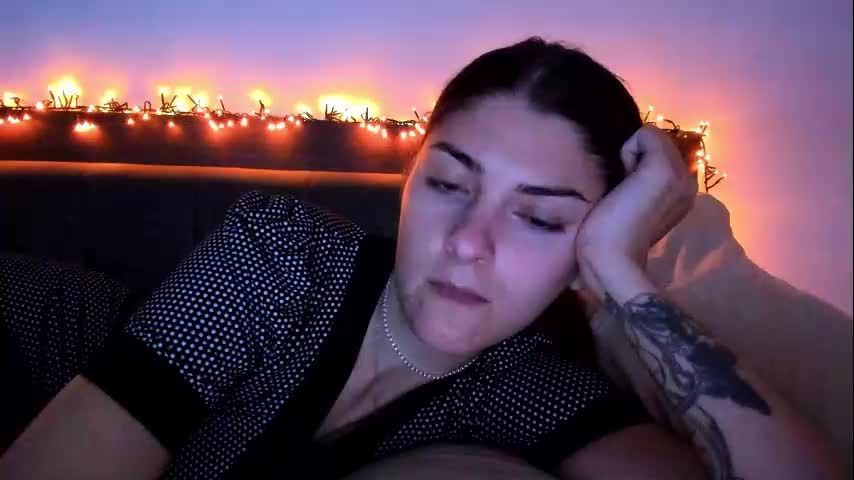 _just_a_simple_girl Adult Chat October 13, 2025