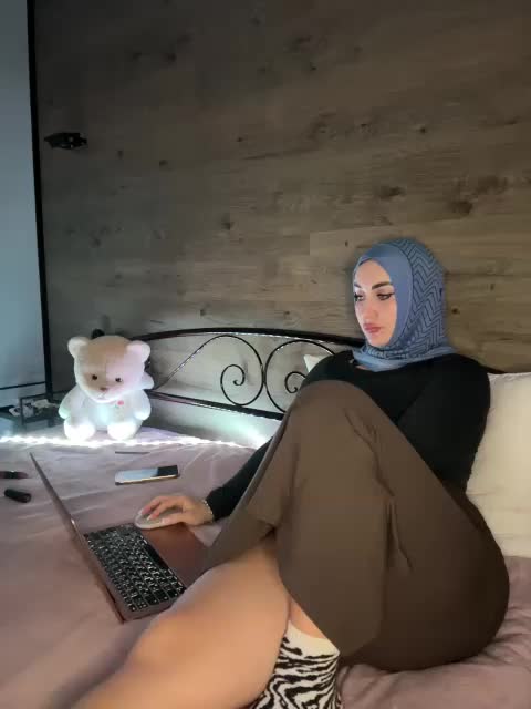 Leyla-kavkaz Adult Chat October 13, 2025