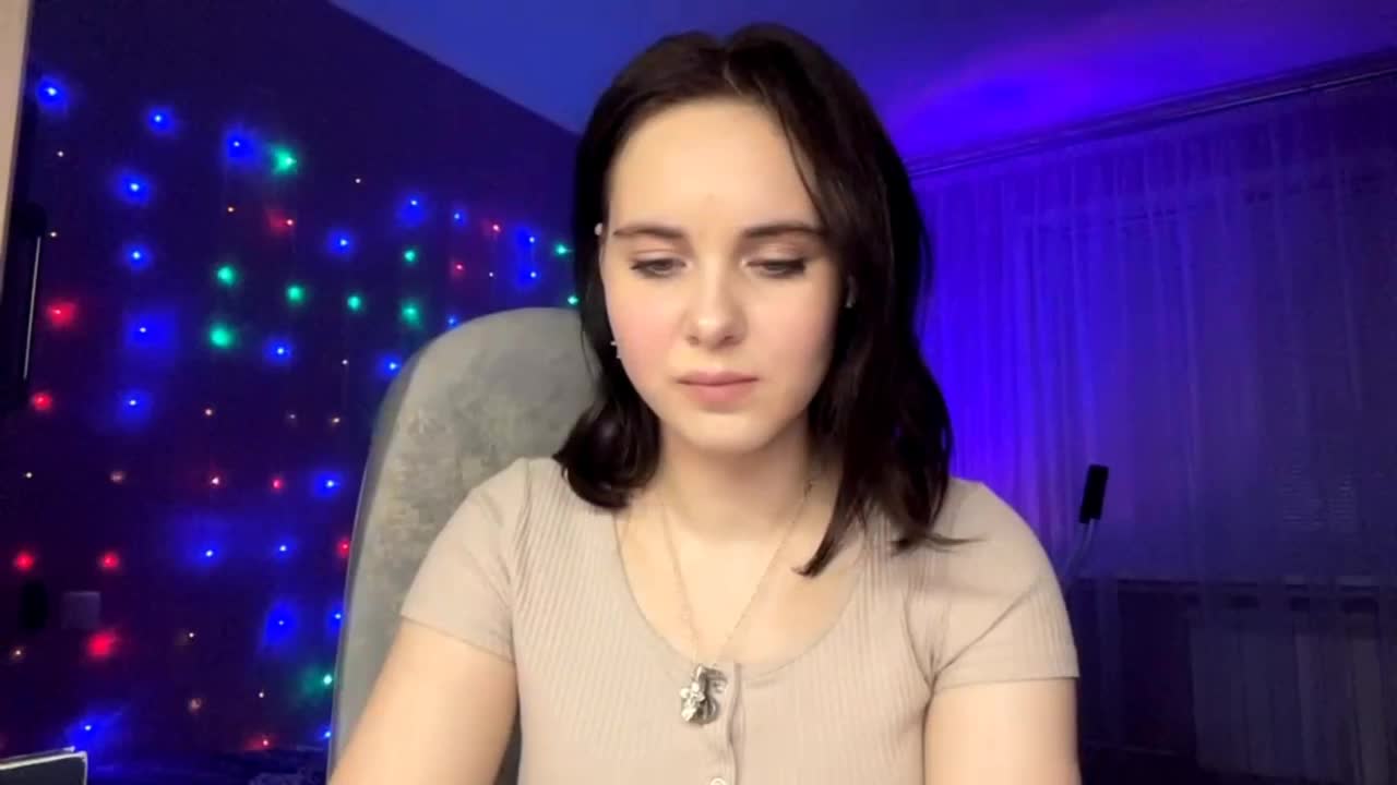 CANDY-LIPS-GIRL Adult Chat October 13, 2025