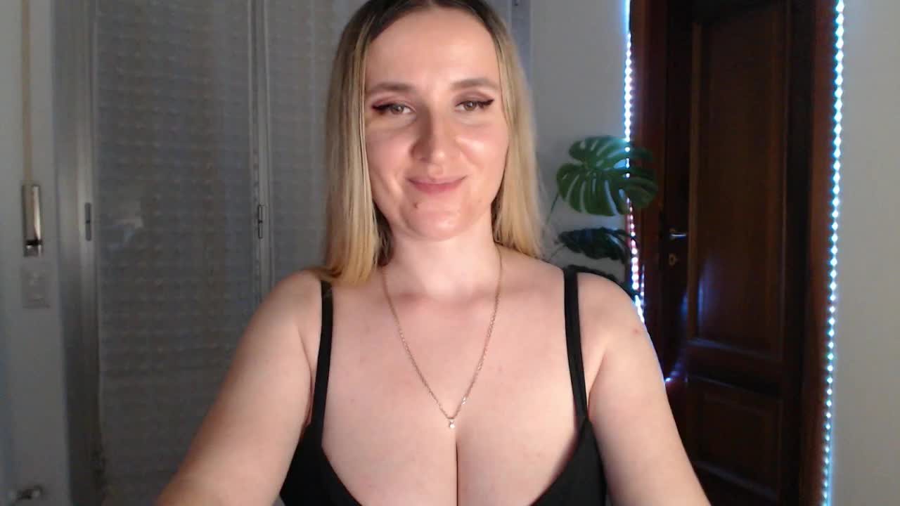 Alina-Lovely Adult Chat October 13, 2025