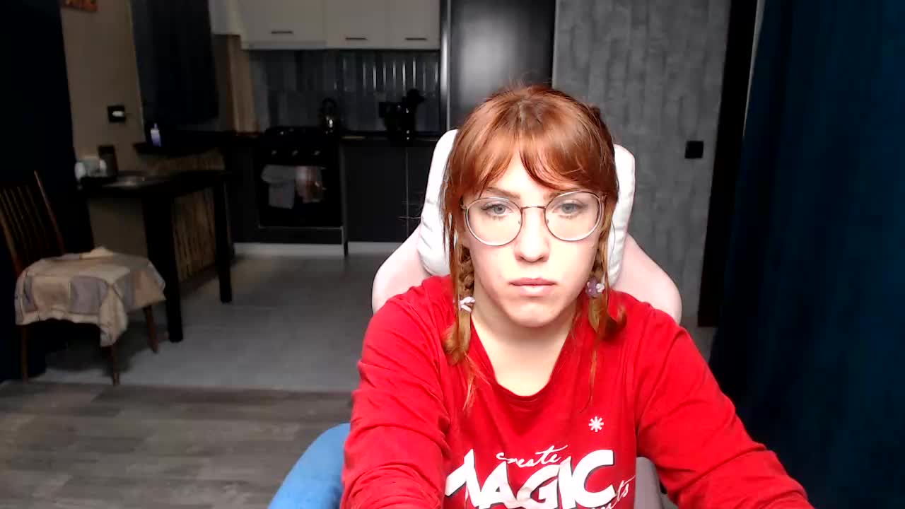 Regimasmile Adult Chat October 13, 2025