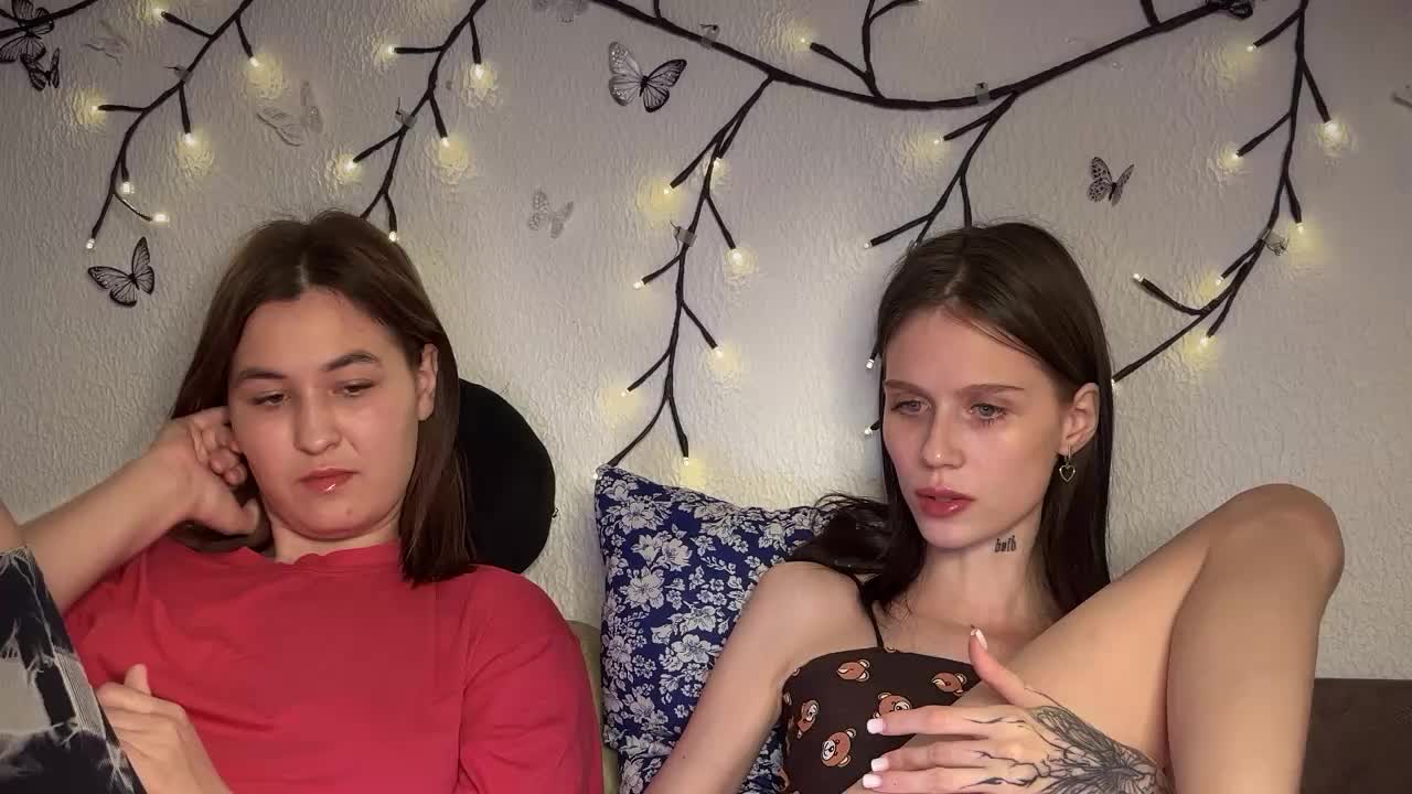 ZoyaVikki Adult Chat October 13, 2025