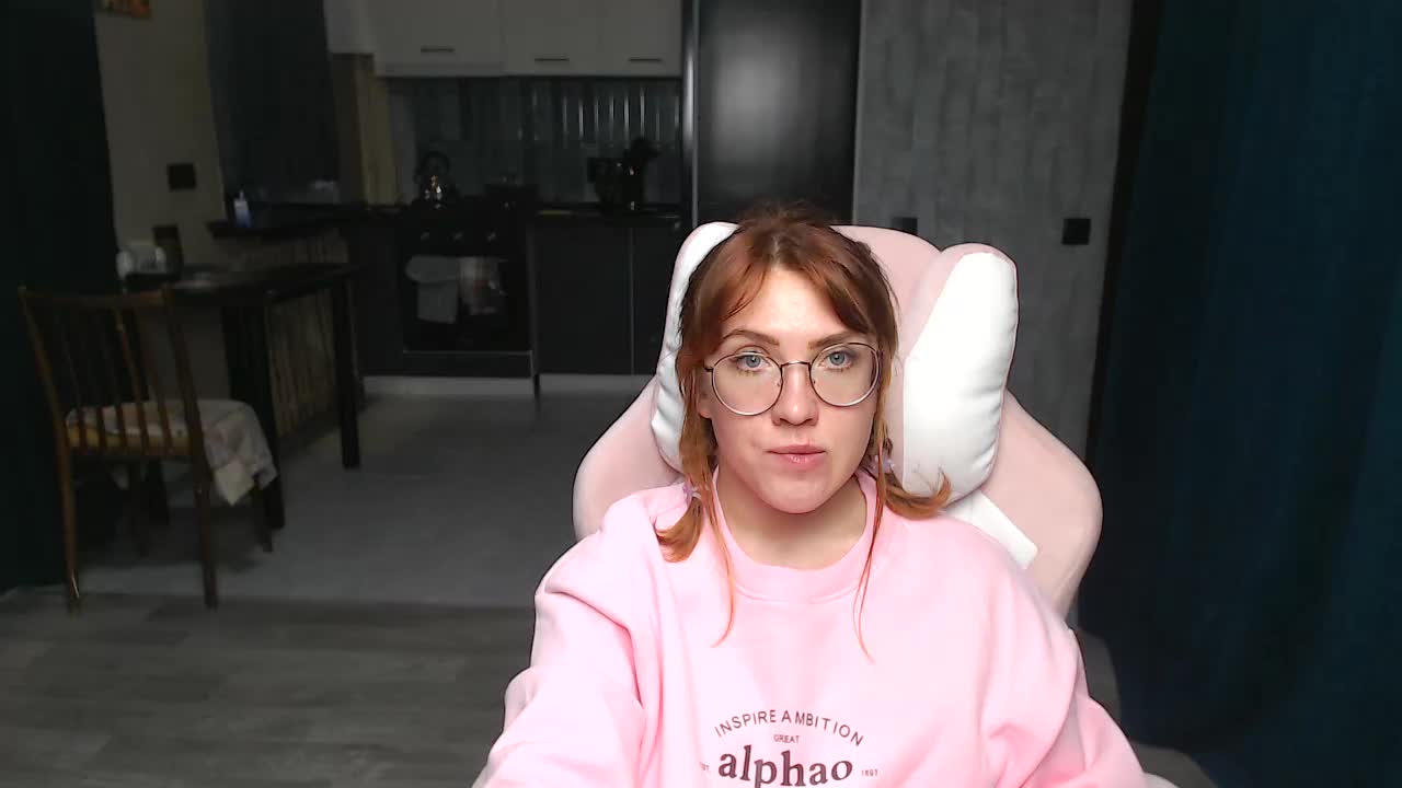 Regimasmile Adult Chat October 13, 2025