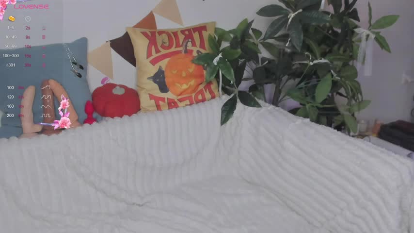 LilyBelll Adult Chat October 13, 2025