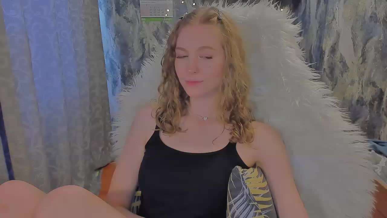 JuxxxsyBunx Adult Chat October 13, 2025