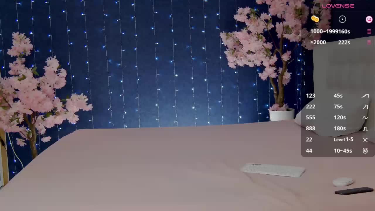 Mirror-Girl Adult Chat October 13, 2025