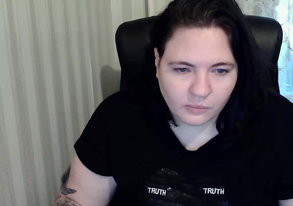 XLisaBlueX Adult Chat October 13, 2025