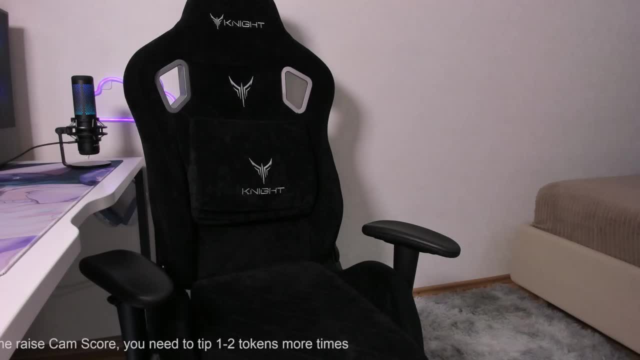 Skyqueenii Adult Chat October 13, 2025