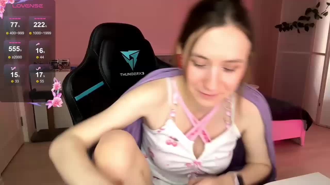 Lolacuttiehottie Adult Chat October 13, 2025