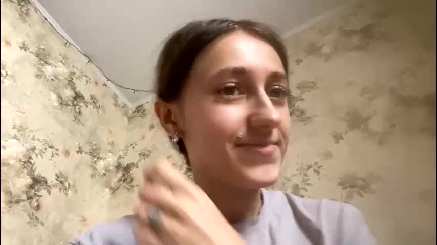 viktoria9898 Adult Chat October 13, 2025