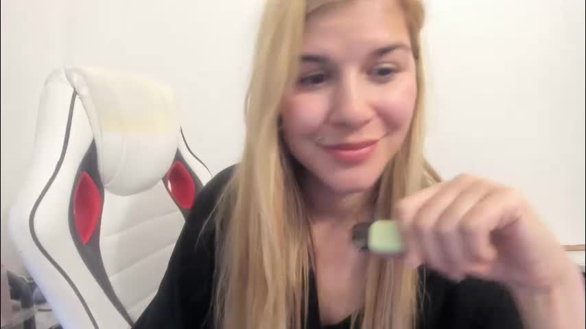 artsyandcraftsy_ Adult Chat October 13, 2025