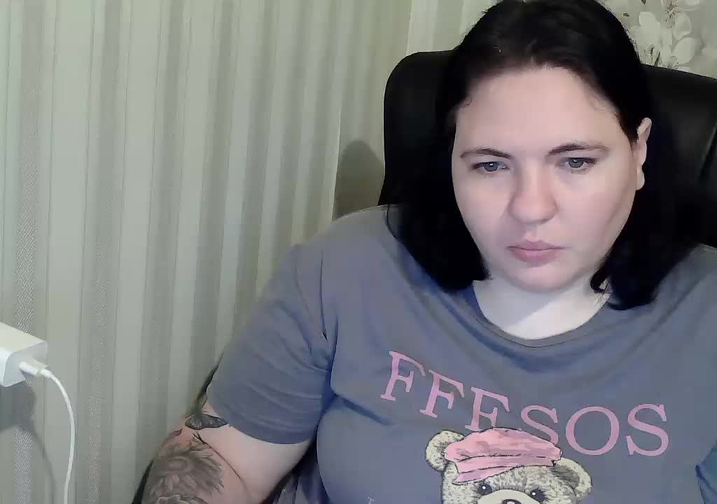 XLisaBlueX Adult Chat October 13, 2025