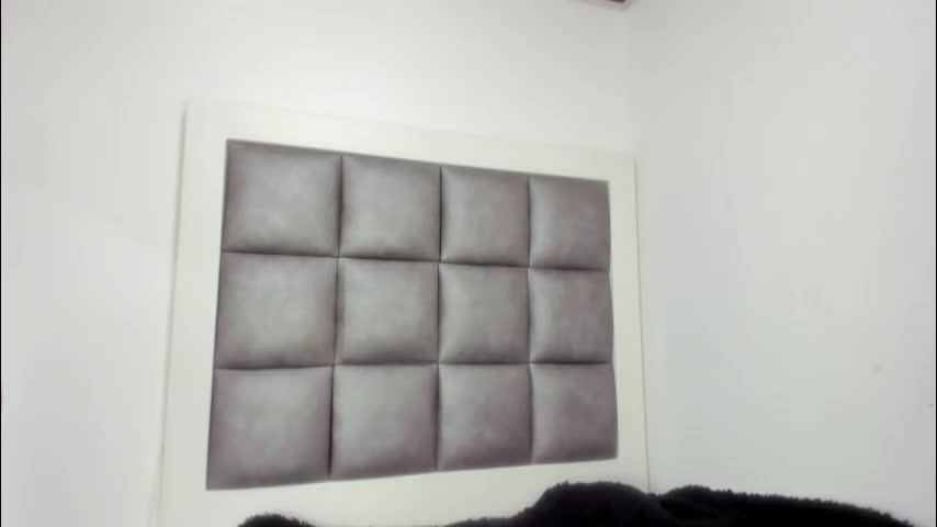 laura__js_ Adult Chat October 13, 2025