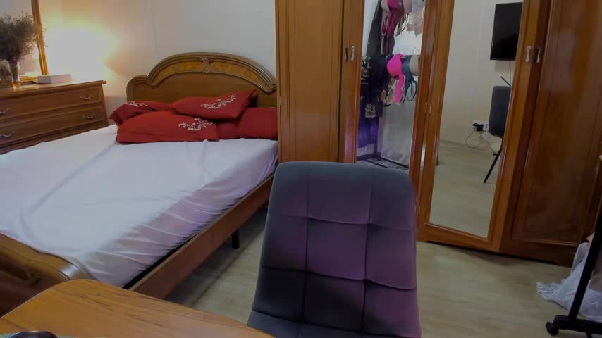 Liana1 Adult Chat October 13, 2025