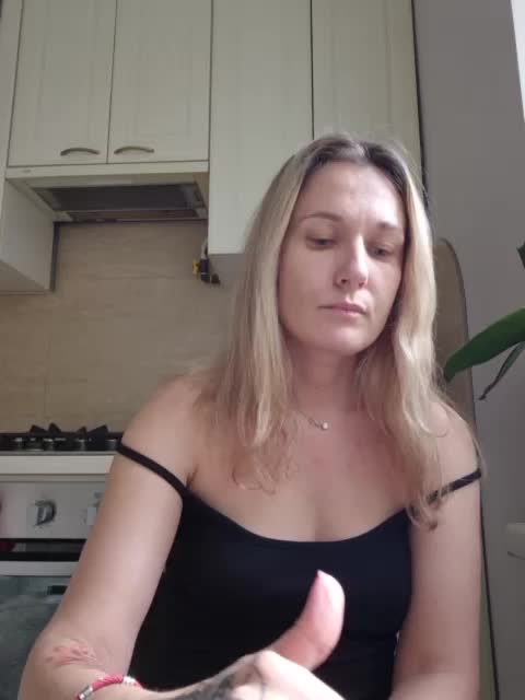 kykyshe4ka Adult Chat October 13, 2025