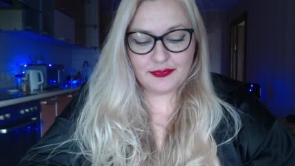 NushaMilf Adult Chat October 13, 2025