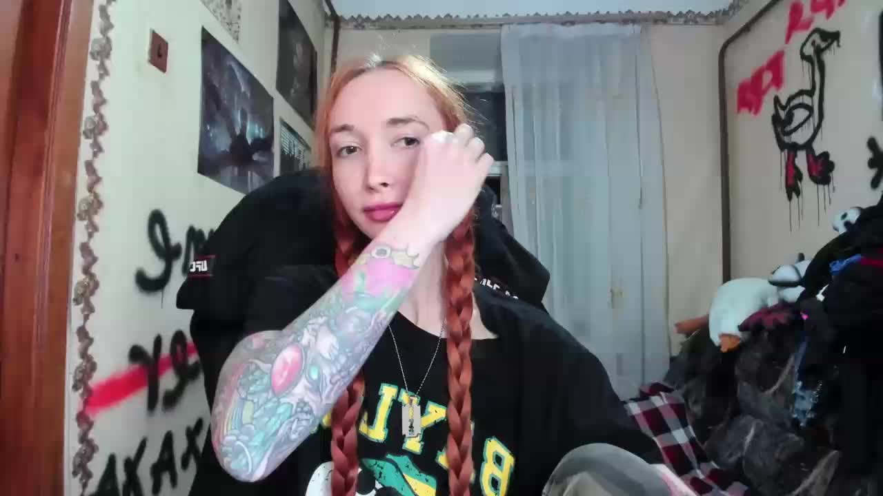 Roxy-Sun Adult Chat October 14, 2025