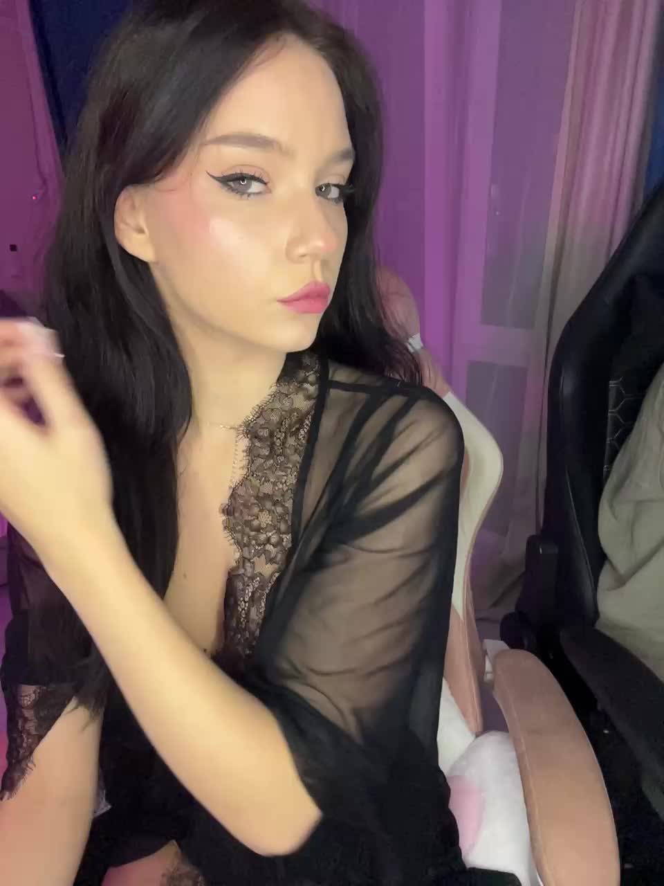 -Violetta- Adult Chat October 14, 2025