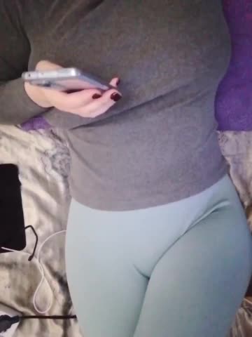 -Tiffany- Adult Chat October 14, 2025