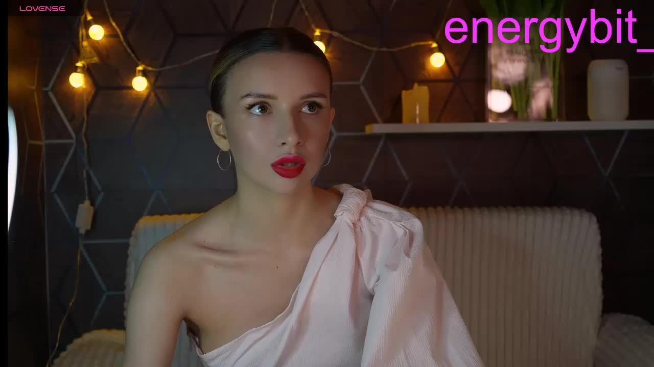 Malyshkaaa Adult Chat October 14, 2025