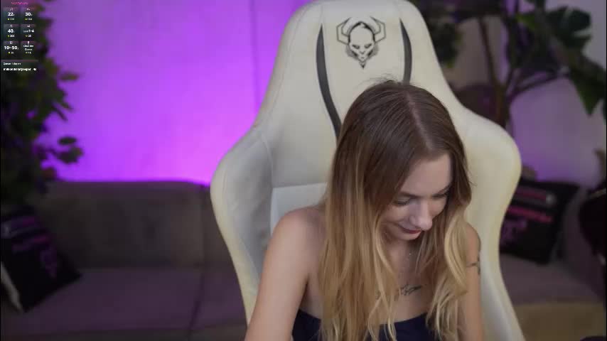 bright_diamonds_054 Adult Chat October 13, 2025