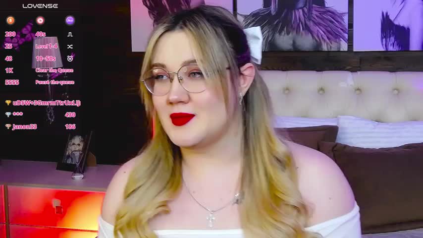 Nancy_Mooree Adult Chat October 14, 2025