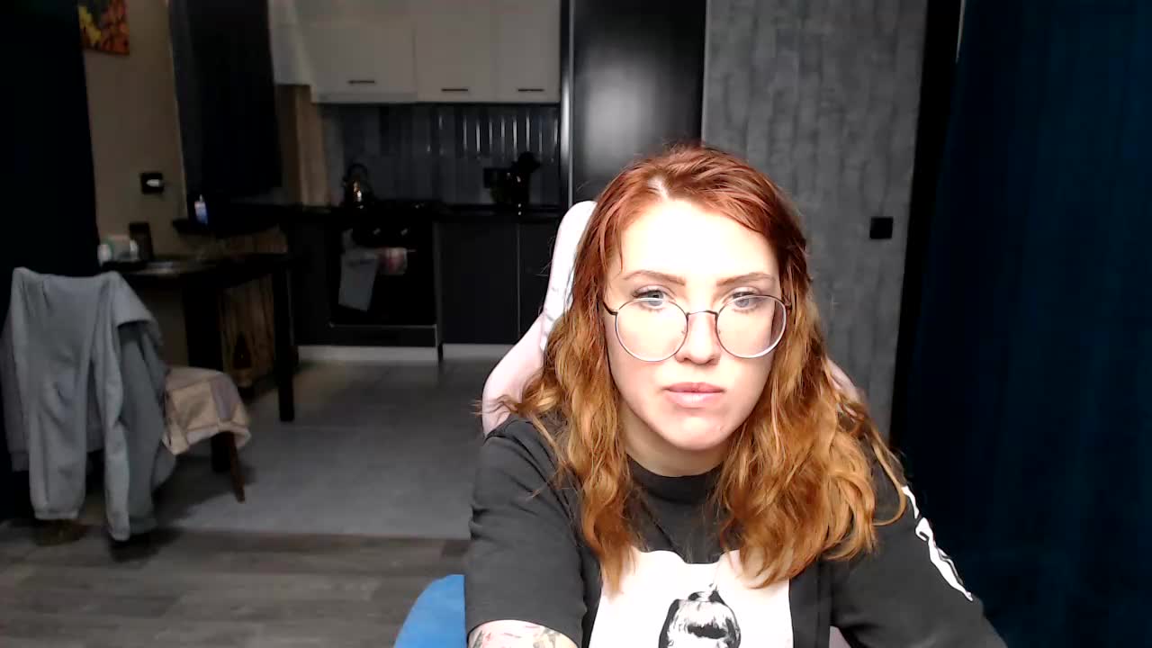 Regimasmile Adult Chat October 14, 2025