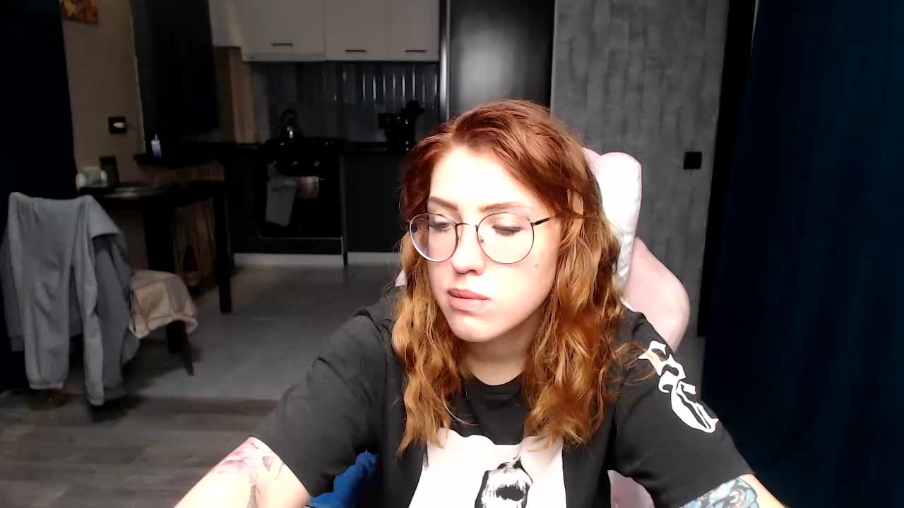 Regimasmile Adult Chat October 14, 2025