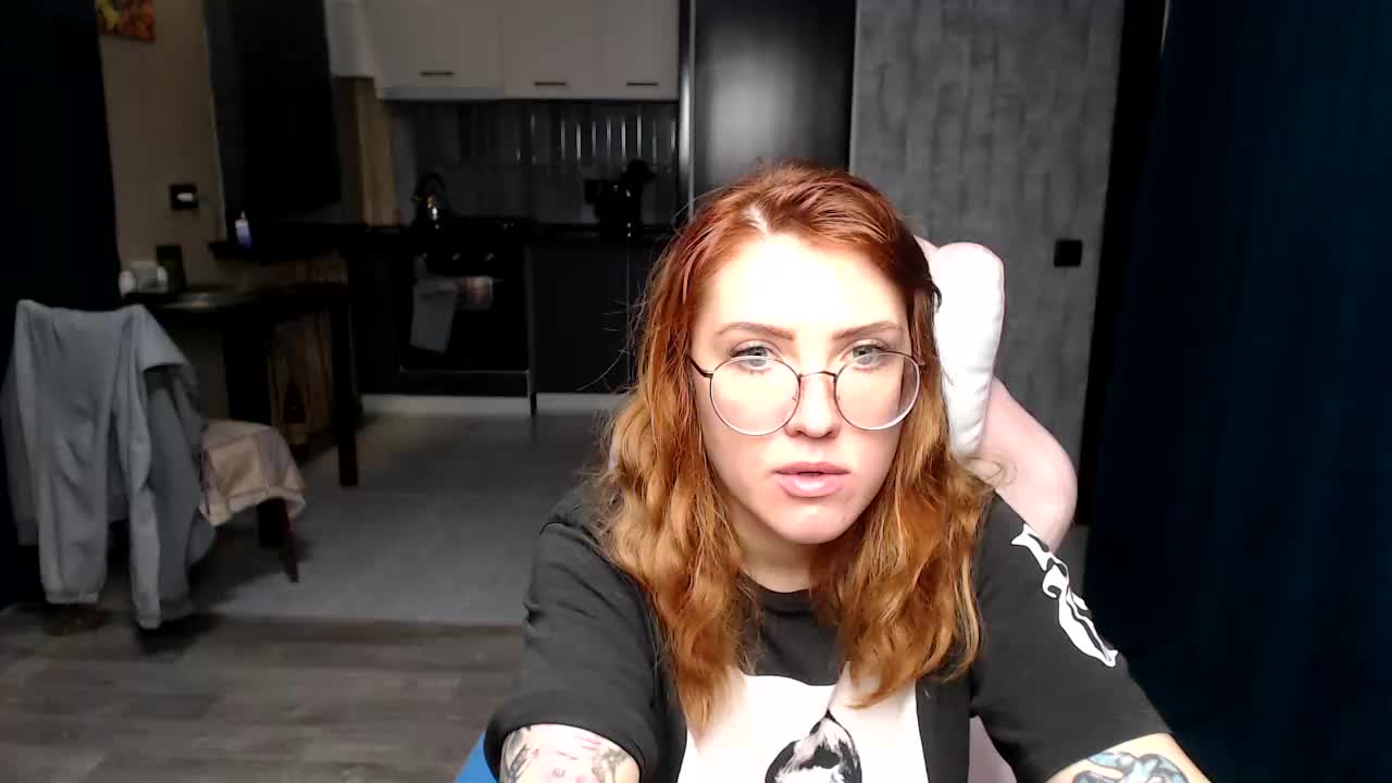 Regimasmile Adult Chat October 14, 2025