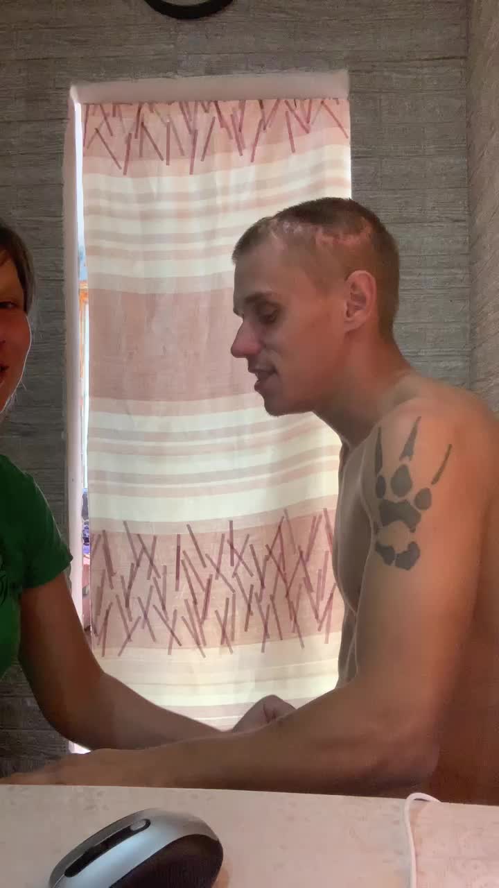 Dmeesk Adult Chat October 14, 2025