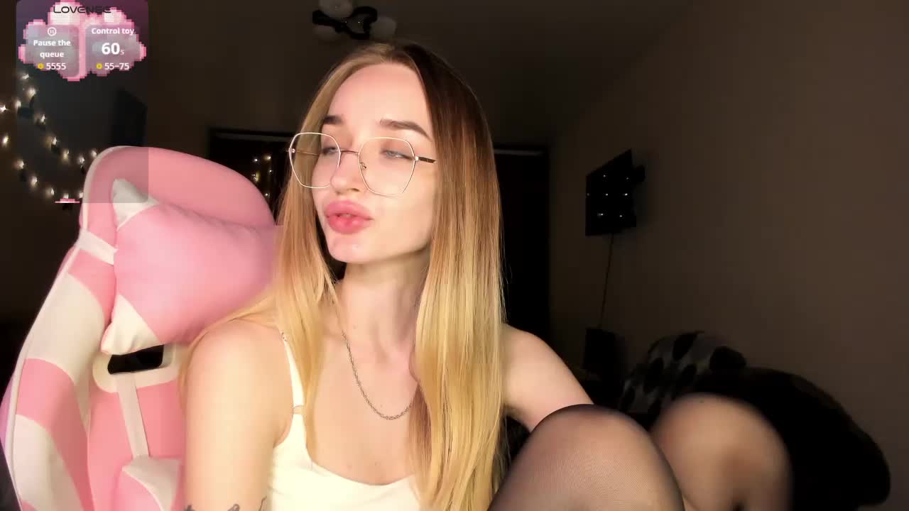 Polikinesis Adult Chat October 14, 2025