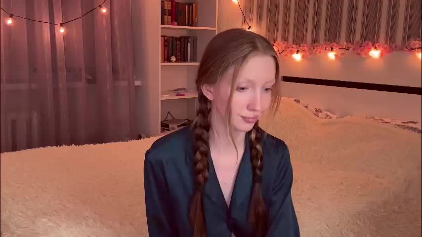 awwrora Adult Chat October 14, 2025