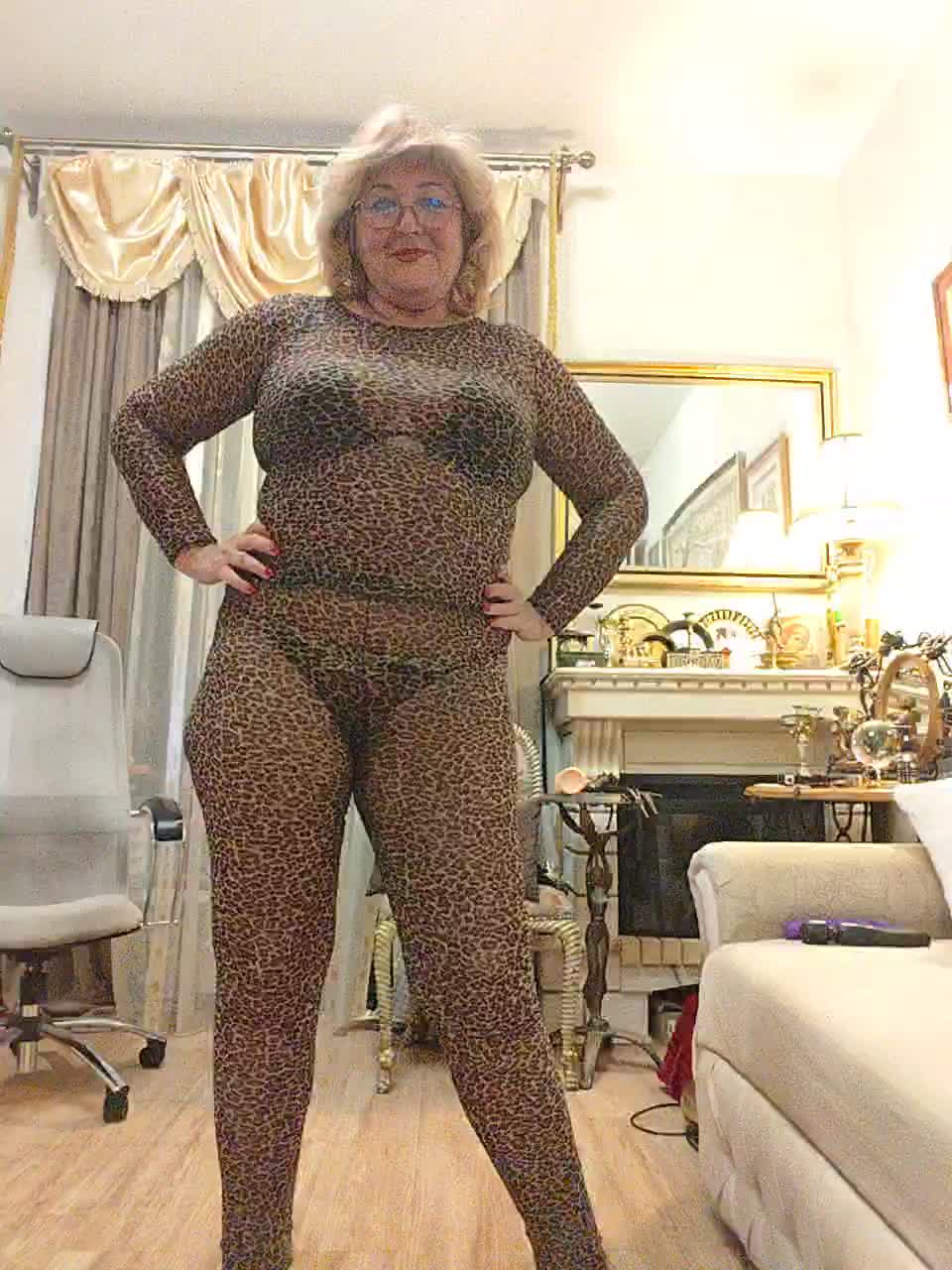 KarinkaSweet Adult Chat October 14, 2025