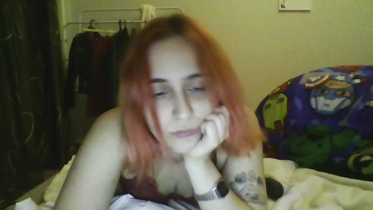 Hotredhead01 Adult Chat October 14, 2025