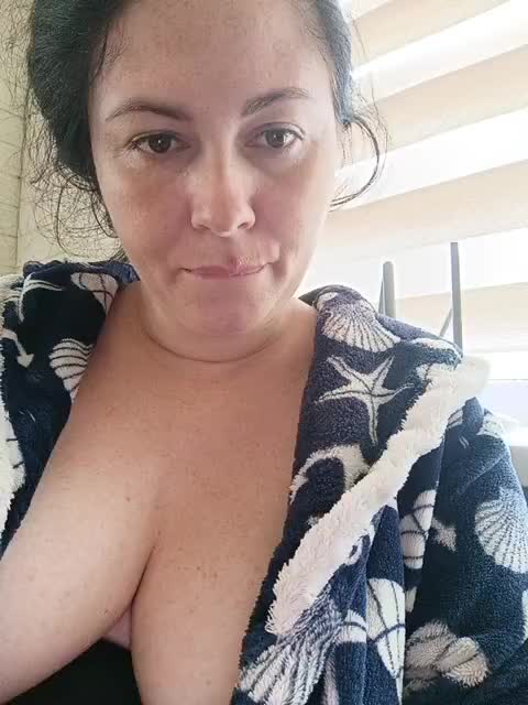 Sweet-Milana Adult Chat October 14, 2025